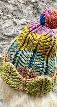 BriocheCrown Hat by Raina K