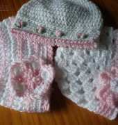 FlossiePotts - A Trio of Pretty Baby Hats