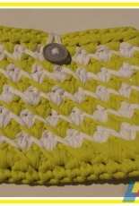 Tshirt yarn yellow clutch