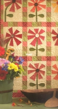 Folk Art Favorites - He Loves Me He Love Me Not Quilt Pattern