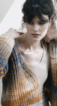 Twins Brioche Stitch Cropped Cardigan by Fil Katia Yarn