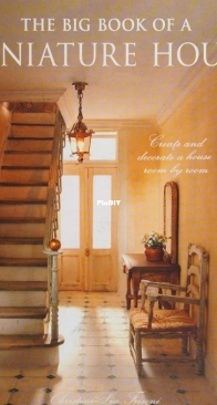 The Big Book of a Miniature House - Christine-Léa Frisoni