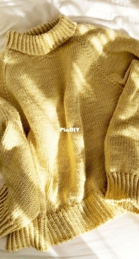 The weekend sweater by Darling Jadore
