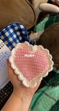 Caits Crochet - Caitlin Myers - Heart Coaster - Free