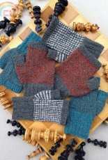 Check Mate Fingerless Mitts by Karen Turnbull - Free