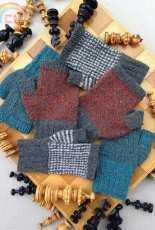 Check Mate Fingerless Mitts by Karen Turnbull - Free