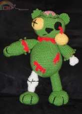 Erins Toy Store - Erin Scull - Zombie Bear - English