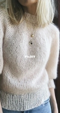Saturday Night Sweater  by PetiteKnit - Mette Wendelboe Okkels