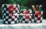 Maggies Crochet - Maggie Weldon - Black and White Checked Can Large