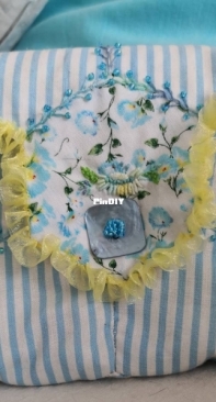 Storage pouch