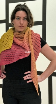 Paper Crane Shawl by Sara Lucas Design-Free