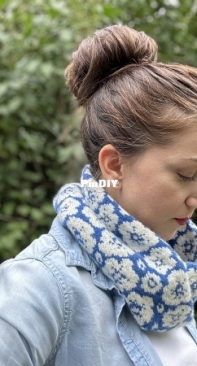 Wildflower Bloom Cowl by Michele Frazzetta
