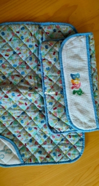 Kid's table cloth and pouch