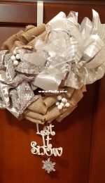 Burlap Xmas wreath