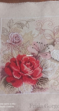 Rose arabesque