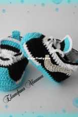 Crossfeet for baby)