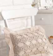 CoatsCrafts - Cushion golden Flowers - Free