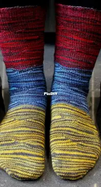Kettle Lakes Socks by Carolyn Lisle