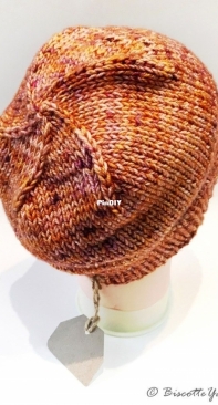 Camilles hat pattern by Louise Robert for Biscotte Yarns Free