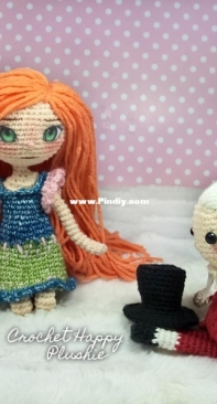 Crochet Happy Plushie - Shia S - Eliza the Shia Doll