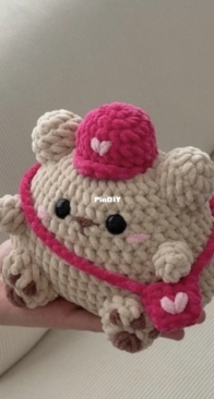 lau crochet studio - Laura Gjorgievska - Valentine's Day cat - Free