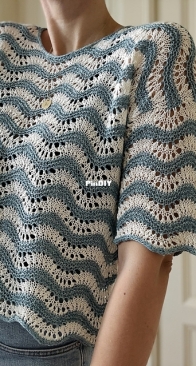 Jean Tee by Johanna Gehrisch - Kolibri