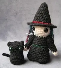 Lucy Ravenscar - Lucy Collin - Witch and Wizard - Little Tiny Cat