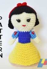 Bunnies and Yarn -Michelle Alvarez- Snow White