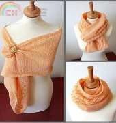 Diagonal Lace Cowl Scarf Shawl by Julia Noskova/LOasi della Maglia