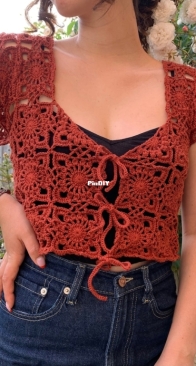 Hooked by Grush - Georgia - Daisy Jones Top - English
