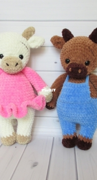 Victoria Crocheting - Maria - Cow and Bull