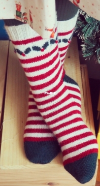 Holly Joli Socks by Le Nid de la linotte - French - Free