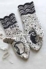 I DID IT Mittens by Lina Lindh-Free