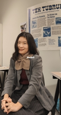 Vintage Cozy Scarfette by Annies Corner - Free