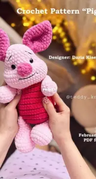 Patterns Fly / Teddy knitted - Easy crochet Love - Daria Kiseleva - Piglet