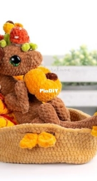Lyra Lune Softies - Lyra Lune Designs - Ruxandra Dumitrascu / Cazacu-Zota - Autumn Dragon in a Basket