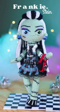 Amigurumis da Vit - Vitória Ferreira - Frankie stein