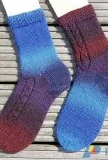 Mäander Socken by Edda Foken -German-Free