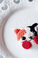 Tu Zhi Xiaojie - Kitten Brooch - Chinese