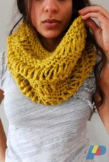spiderwomanknits-Drop Stitch Cowl by Abi Gregorio-Free