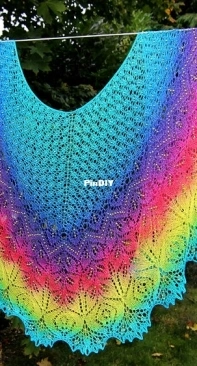 Amitola Lace Shawl by Anna Victoria