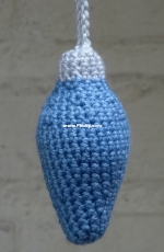 Haakbaak - Marjolein Flick - Long Christmas Tree Bauble - Free