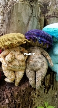 Mushroom Fables Crochet - Tara Wijegunawardan - Thicc Mushroom Lady