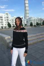Lille rose Sweater by Anne B Hanssen