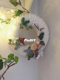 Woodland Wreath - Claire Garland - Free