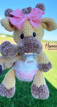 Hannahs Designs - Hannah Gerecke - Chubby Baby Giraffe