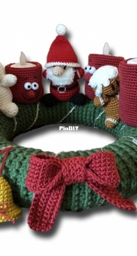 Zhaya Designs - Advent wreath - Guirlanda de Natal - Portuguese - Translated
