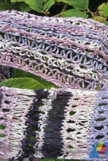 Happy-Ending-Scarf by Leonore Bogat leoleo-English-Free