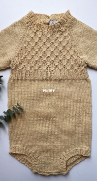 Millas Summer Suit by Mette-Wendelboe Okkels - PetiteKnit