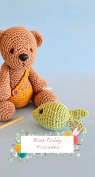 Malulu Ateliê - Maria Luiza Bezerra - Fisherman Teddy bear - Urso Teddy pescador - Portuguese